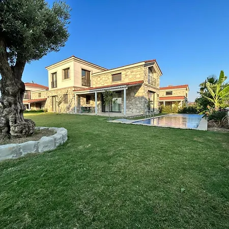 Tas Ev Villa *
