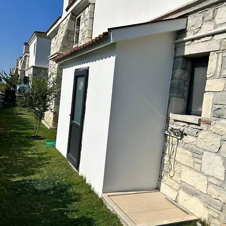 Tas Ev Villa